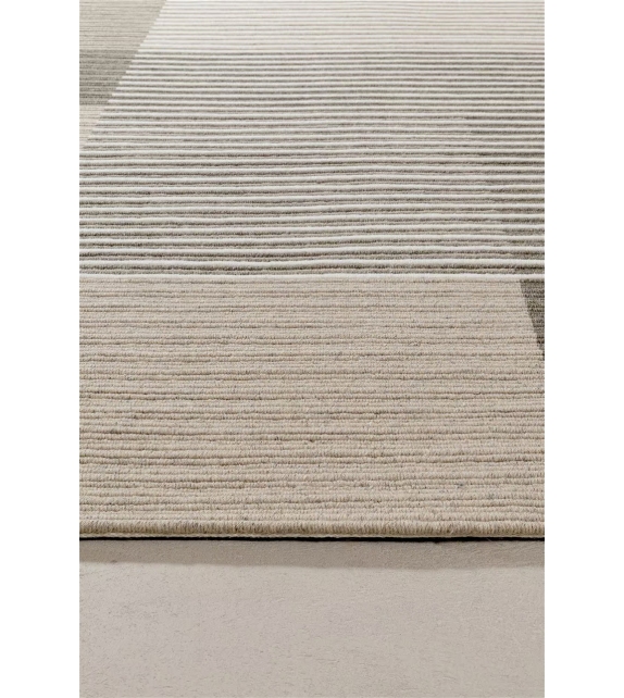 RD Field Amini Rug