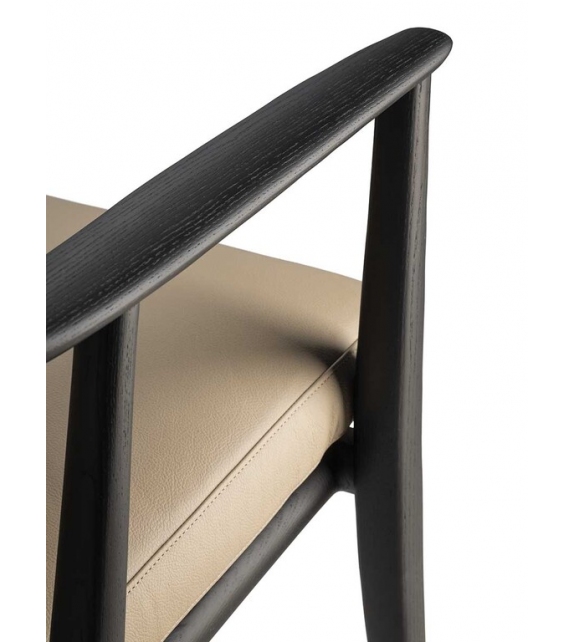 Viola Essence Poltrona Frau Small Armchair