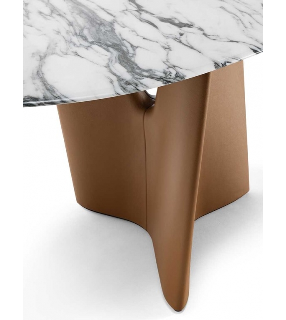Blisscape Poltrona Frau Table Basse