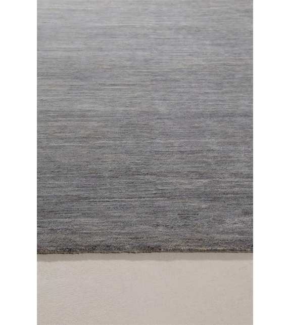 Collective Plain Amini Rug