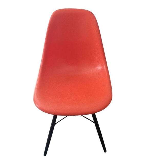 Listo para entregar - Eames Fiberglass Chair DSW Vitra Silla