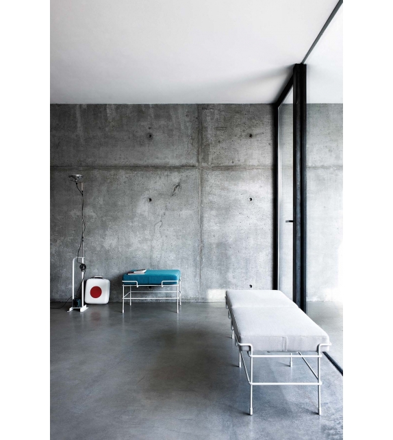 Traffic_2 Magis Ottoman