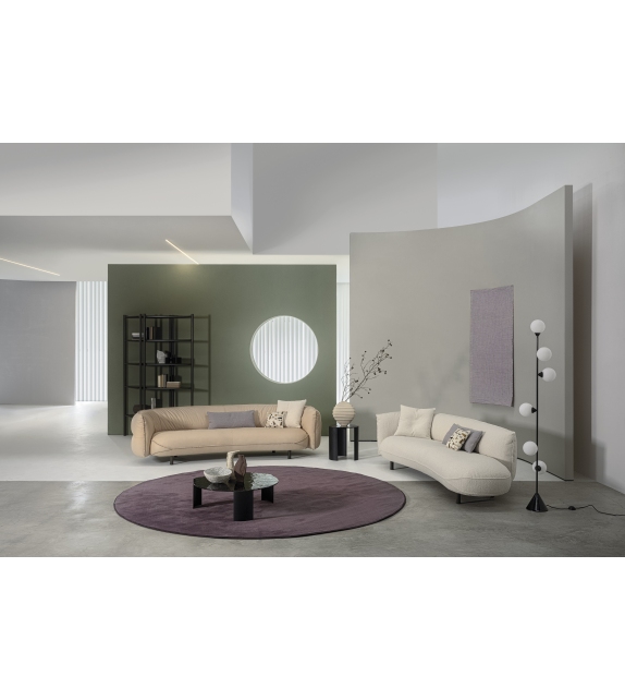 Seed Cierre1972 Linear Sofa