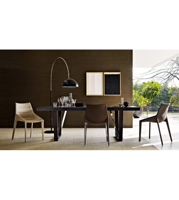 Outline Silla Molteni&C