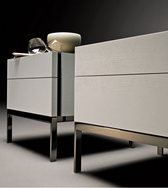 606 Comodino Base Metallica Molteni&C