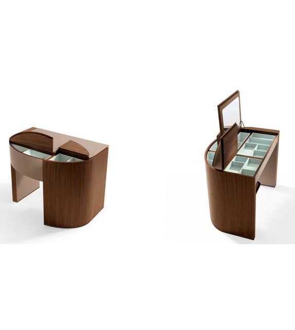 Venus Coiffeuse Giorgetti