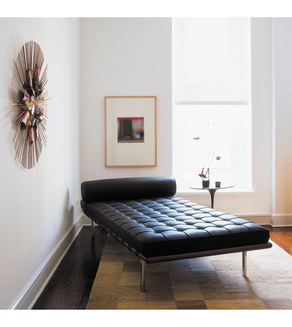 Barcelona Daybed Knoll