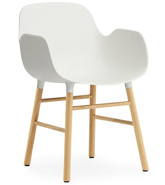Form Normann Copenhagen Poltrona con Gambe In Legno