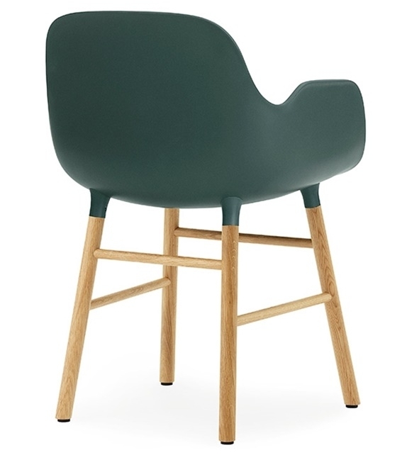 Form Normann Copenhagen Sessel mit Holzbeine