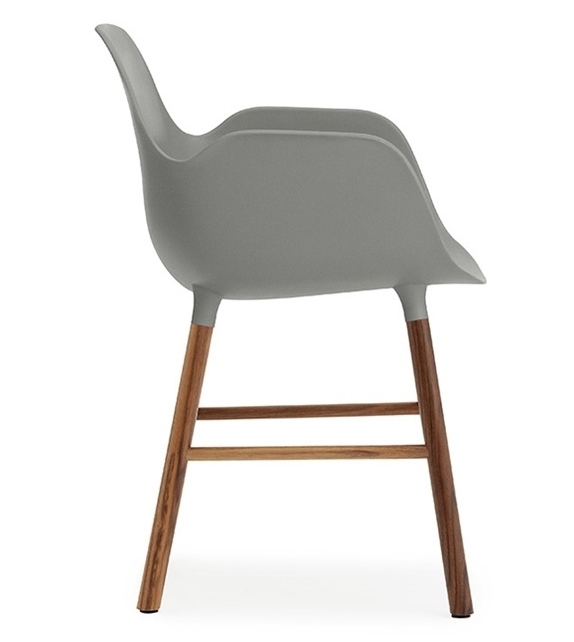 Form Normann Copenhagen Sessel mit Holzbeine