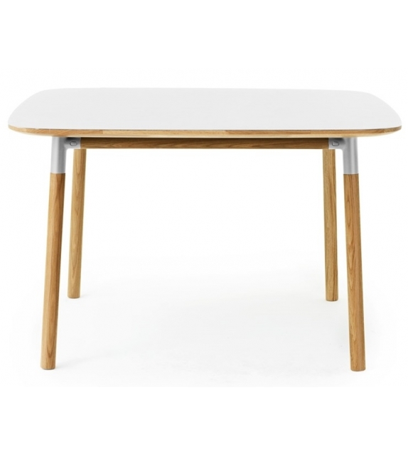 Form Normann Copenhagen Viereckigen Tisch