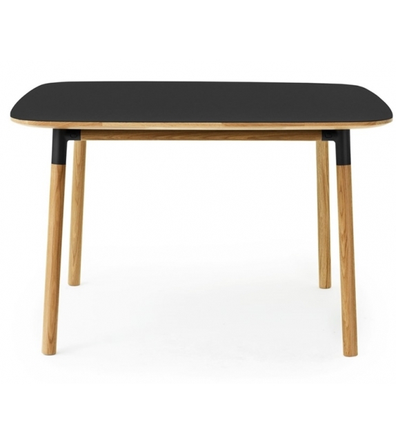 Form Normann Copenhagen Viereckigen Tisch