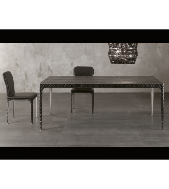 Alexander Table Rugiano