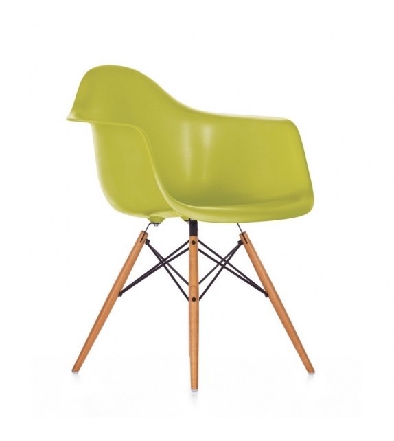 Eames Plastic Armchair