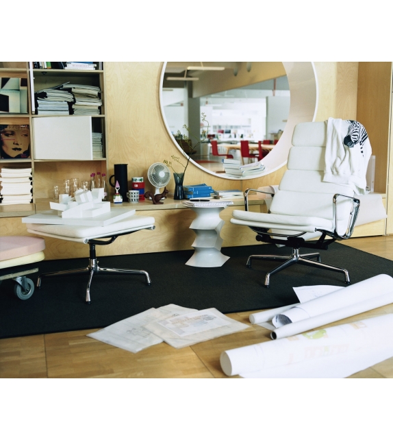 Soft Pad Chair EA 222 Armchair Vitra