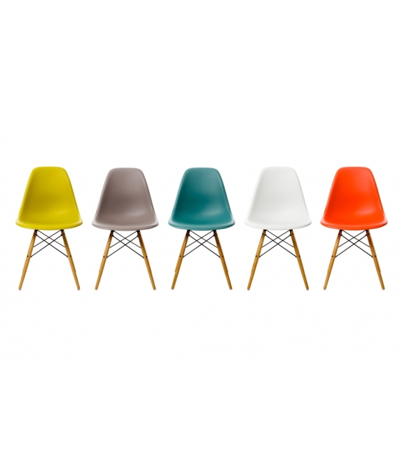Eames plastic side chair DSW