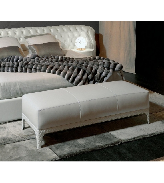 Eliot Pouf / Bank Rugiano