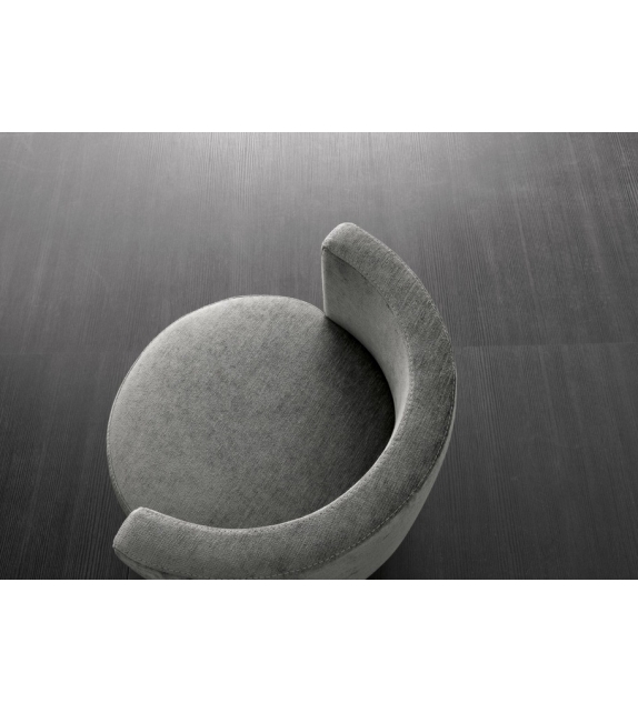 Love Seat Rugiano Pouf