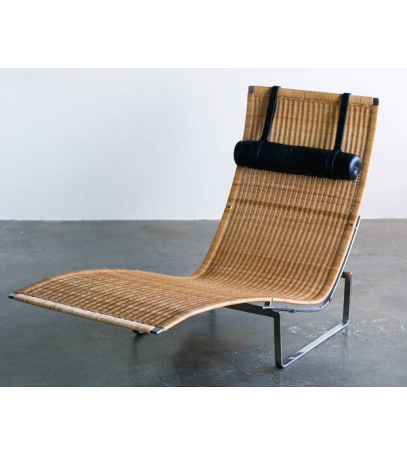 Fritz Hansen PK24™ Wicker Chaise Longue