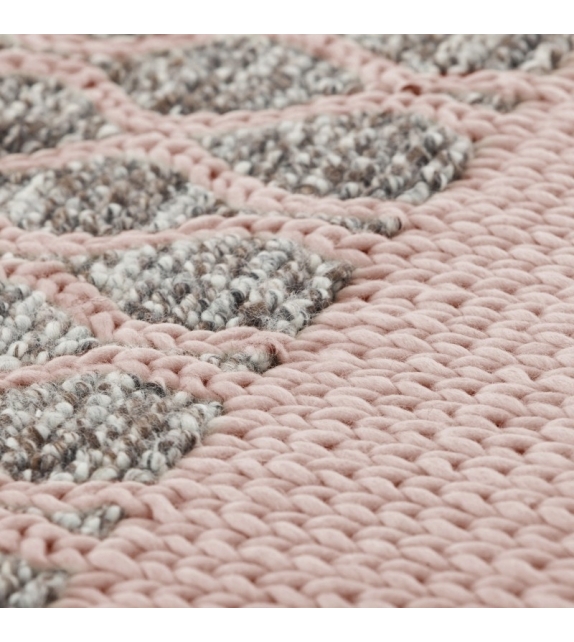 Mangas Space Rhombus Gan Cushion