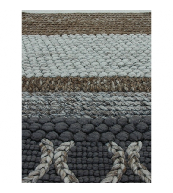 Mangas Original Largas Rug Gan