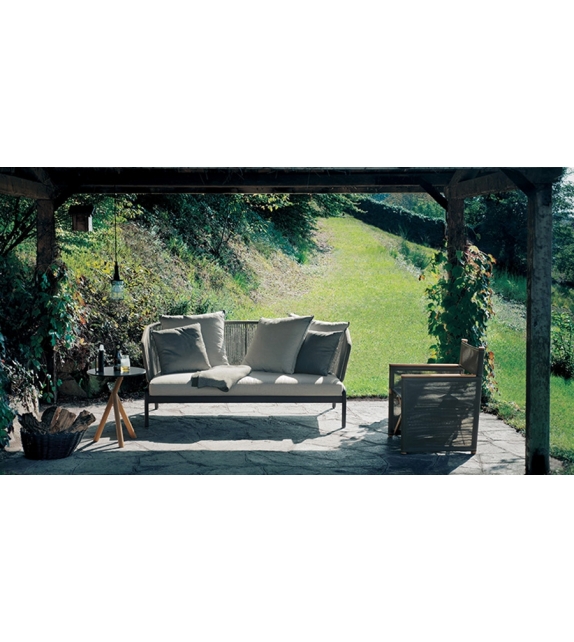 Stork Couchtisch Roda