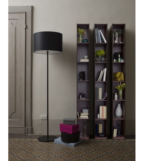 Arda capodopera Bücherregal