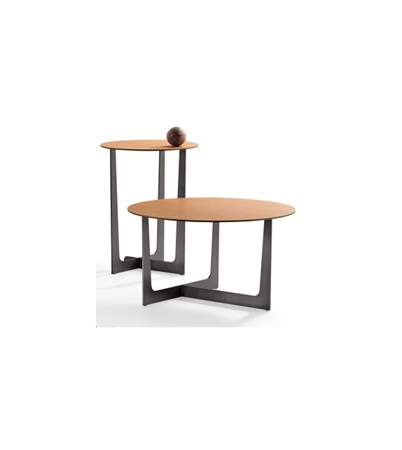 Ilary Saddle Extra Tavolino Rotondo Poltrona Frau