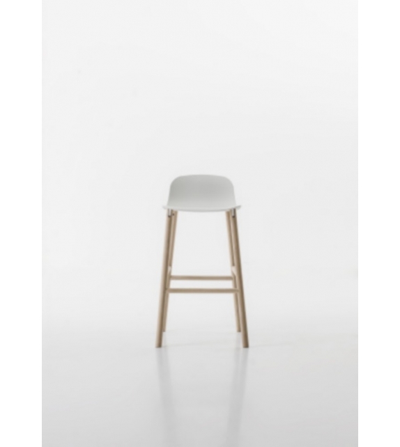 Sharky Kristalia Hocker mit niedriger Rückenlehne