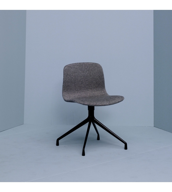 About a Chair AAC 11 Hay Stuhl