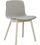 About a Chair AAC 12 Hay Silla Con Revestimiento Frontal