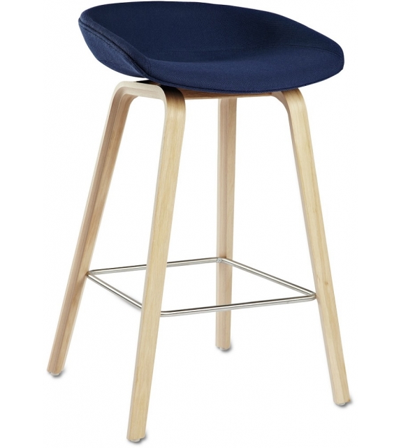 About a Stool AAS 33 Hay Tabouret