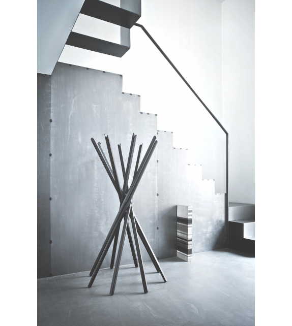 300 Sciangai Zanotta Kleiderstaender