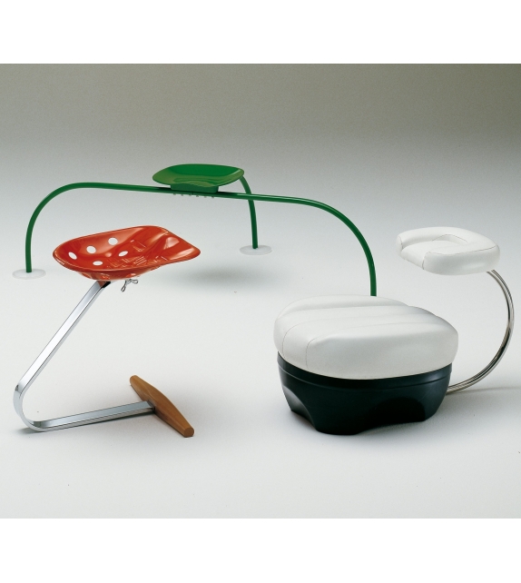 240 Primate Zanotta Kneeling-Stool