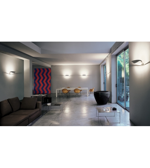 Mesmeri Artemide Wall Lamp
