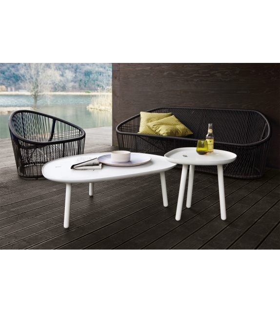 654 Ninfea Zanotta Petite Table
