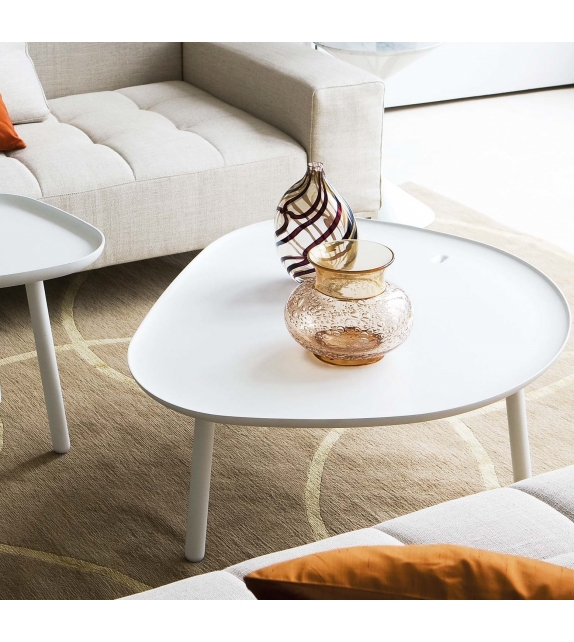 654 Ninfea Zanotta Petite Table