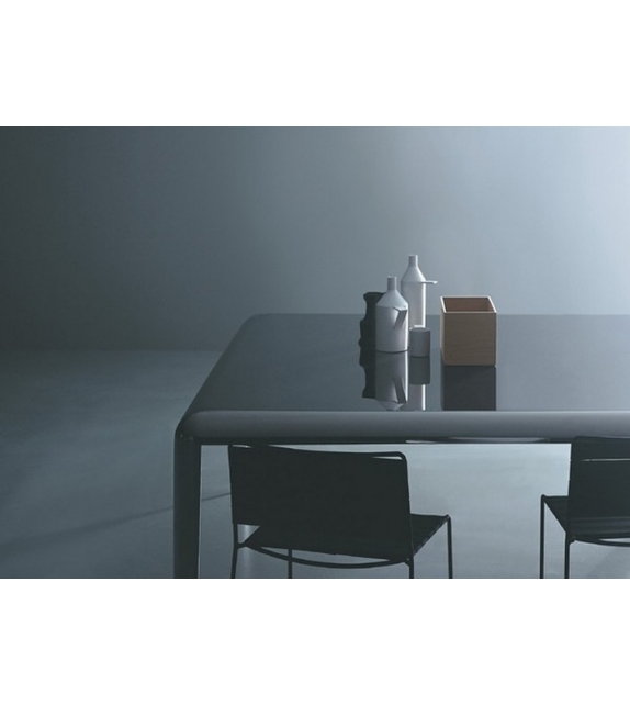 Ferro Rectangular Table Porro