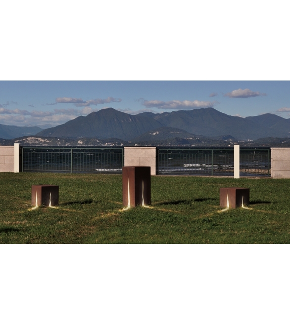 Granito Artemide Floor Lamp