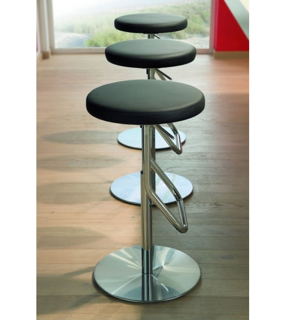 S 123 PH Thonet Tabouret
