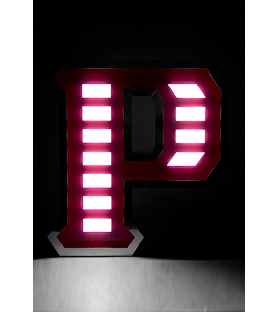 Graphic Collection ‐ Letter P Lampada a LED DelightFULL