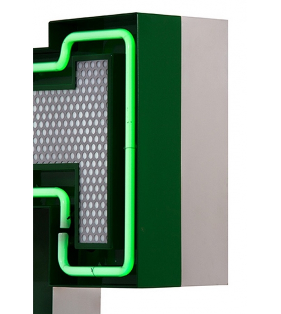 Graphic Collection ‐ Letter T Lamp DelightFULL