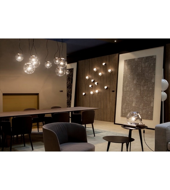 The Globe Oluce Lampe de Table