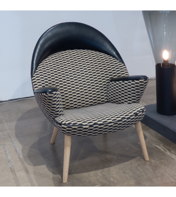 PP521 Upholstered Peacock Fauteuil PP Møbler