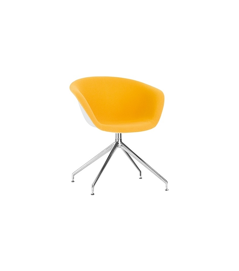 Duna 02 Arper Sessel Auf Drehbarem Spinnenfuß mit Spiegelpolster