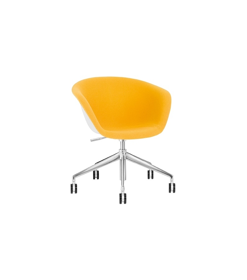 Duna 02 Arper Armchair With 5-Way Base On Castors & Front Face Upholstery