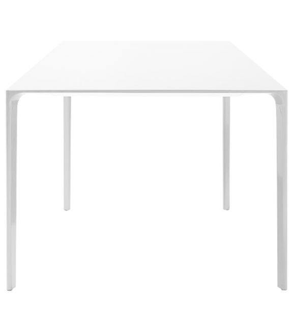Nuur Arper Table
