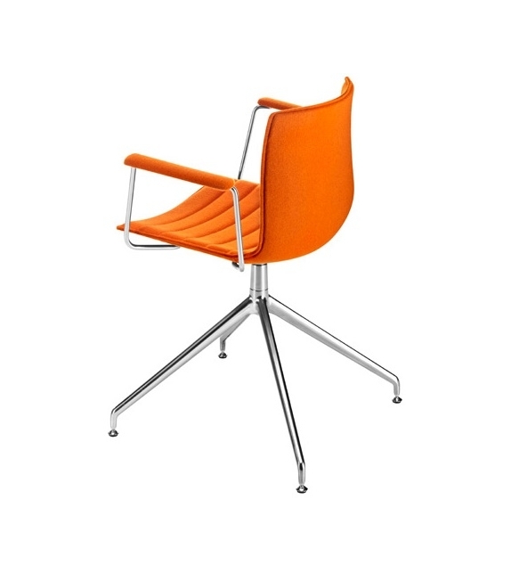 Catifa 46 Arper Chaise Rembourrée Sur Piètement Pivotant 