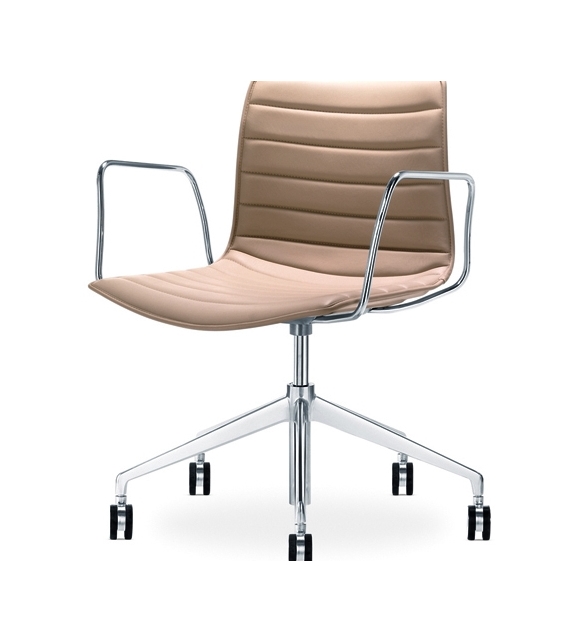 Catifa 46 Arper Gepolstert Stuhl mit Fünfstrahligem Gestell