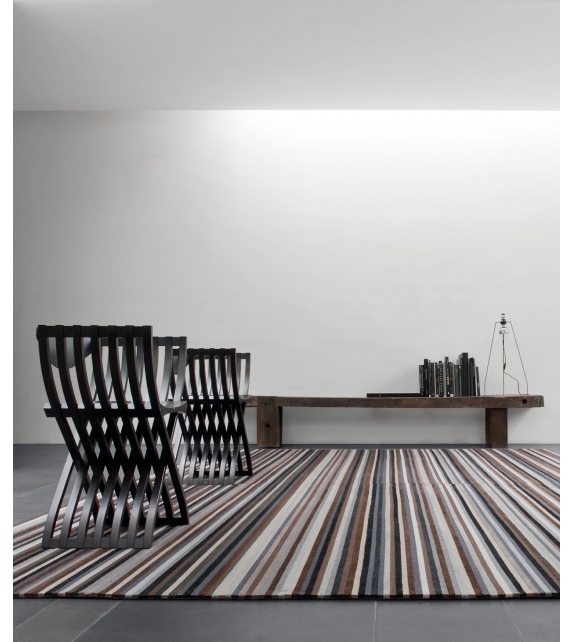 Curule Ligne Roset Stuhl